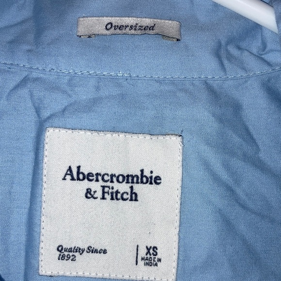 Abercrombie & Fitch Women's Light Blue Button-Down Shirt - Picture 3 of 4